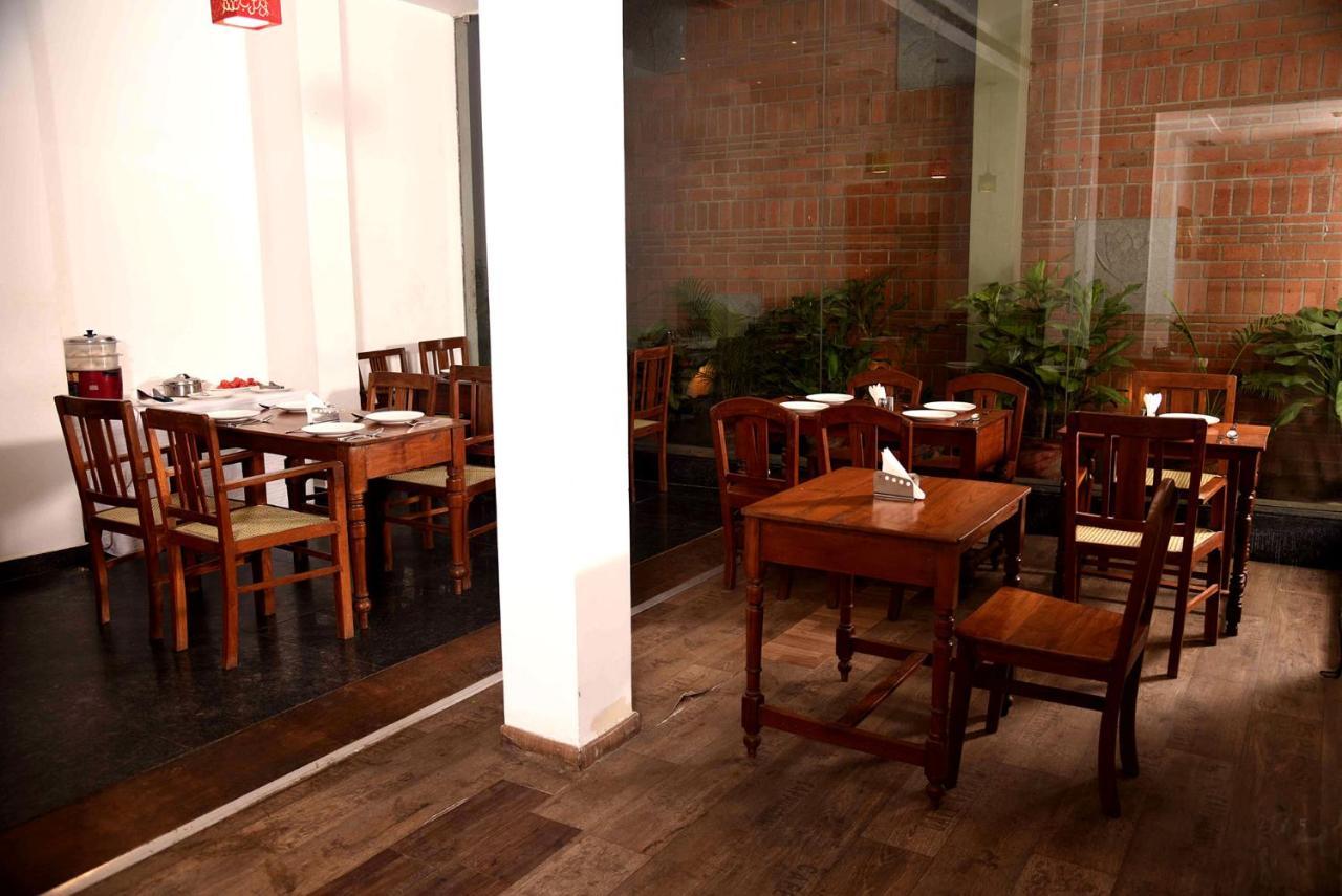 Hotel Sabareesh Park Madurai Buitenkant foto