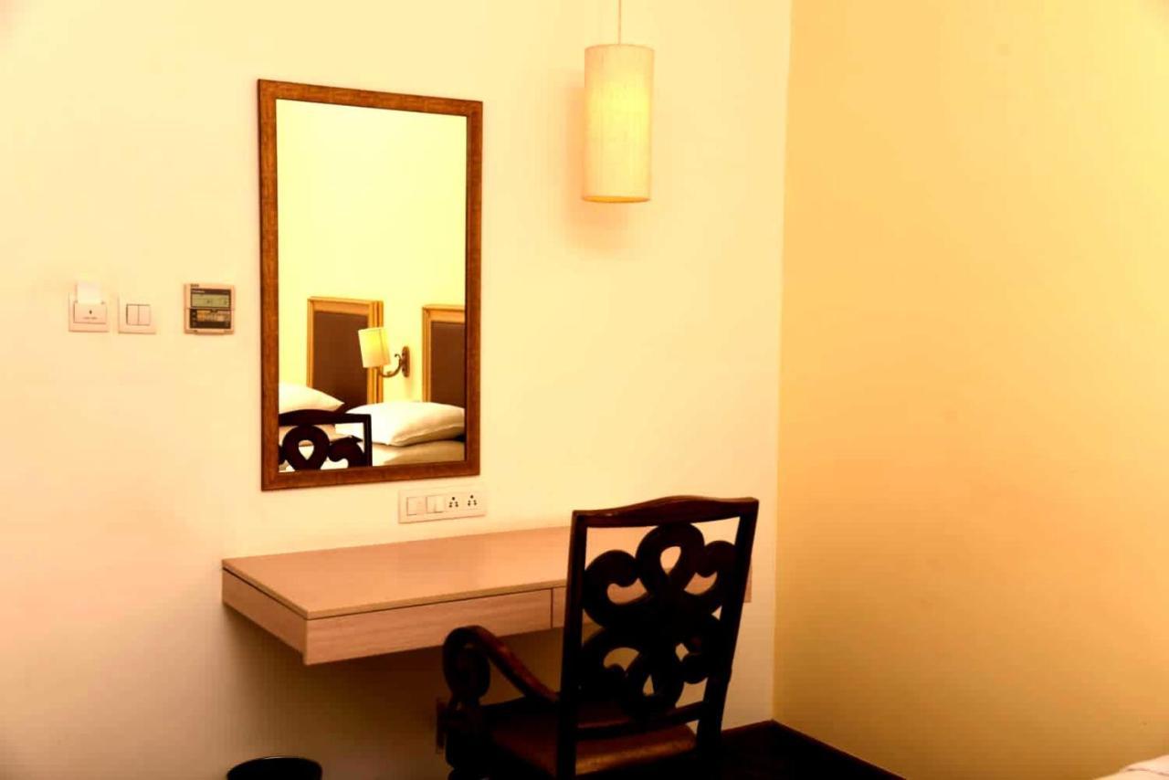 Hotel Sabareesh Park Madurai Buitenkant foto
