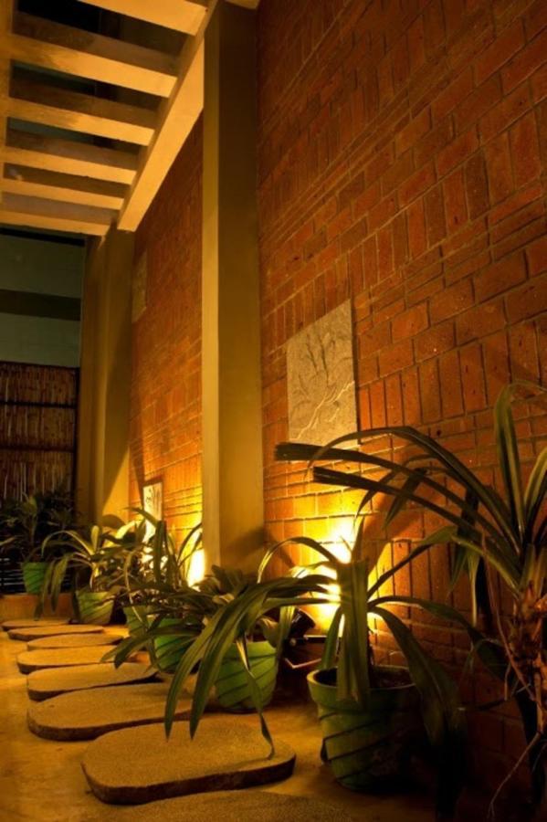 Hotel Sabareesh Park Madurai Buitenkant foto